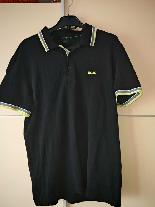 Vând tricou Hugo Boss