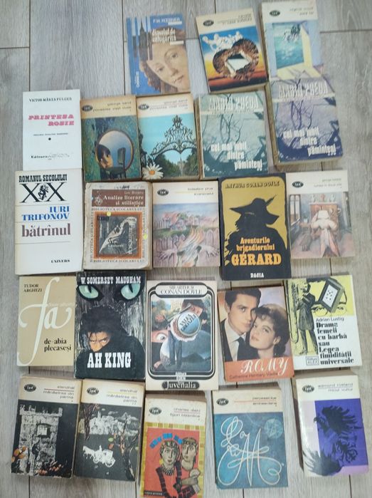 Se vand carti beletristica!!!