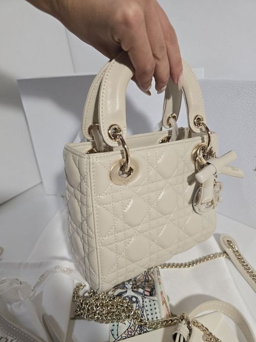 Налична чанта Mini Lady Dior 17