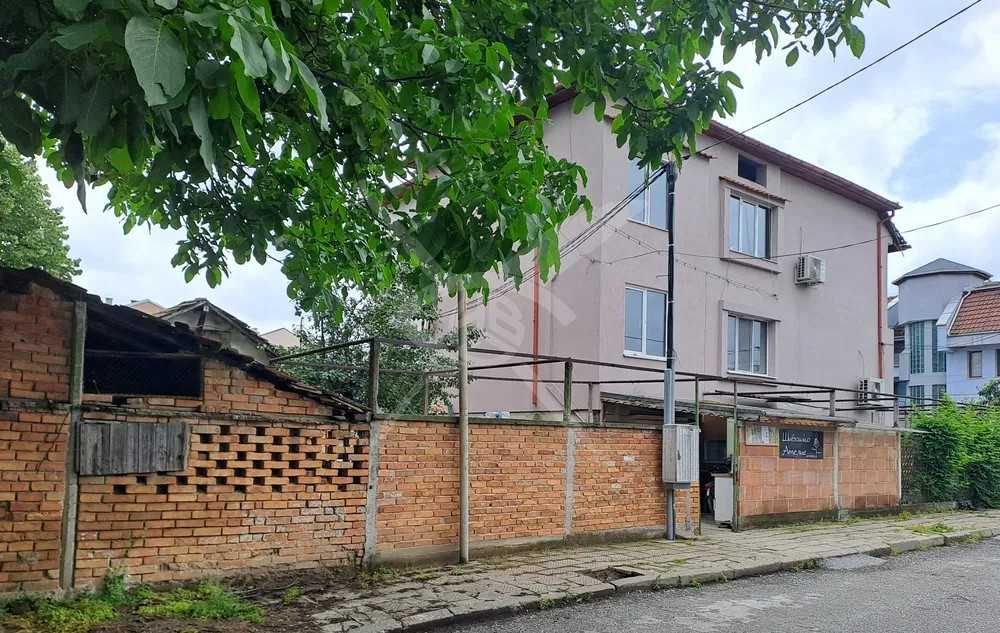 Продава се Къща в Пловдив, Прослав - 300 кв.м за 1484 €/кв.м - Снимка #2