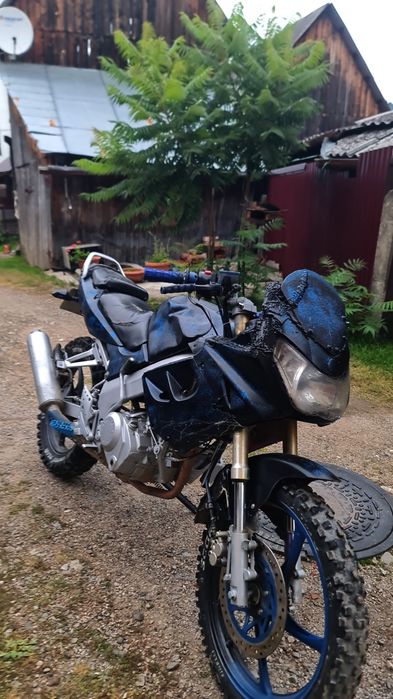 Vând sportivă făcută de offroad