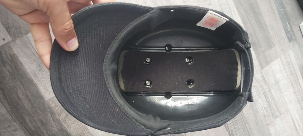 STANLEY-професионашна шапка със защита