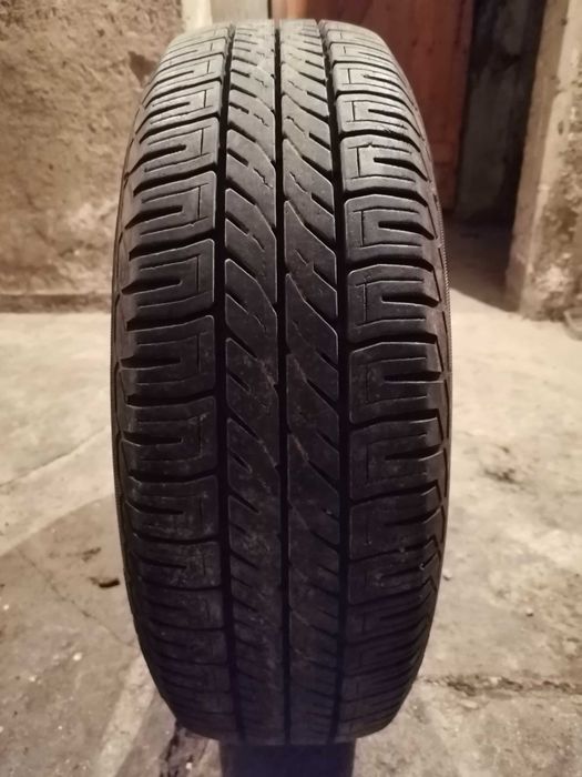 Продавам 1 брой летна гума 185.65.15 дот 2021 Goodyear