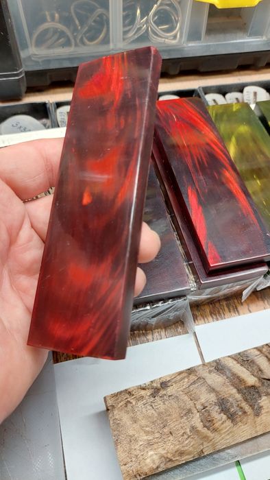 Материали за дръжки на ножове