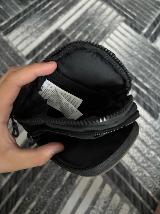 Унисекс чантичка Nike