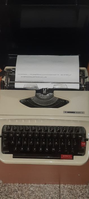Mașină de scris Hermes Baby s impecabilă