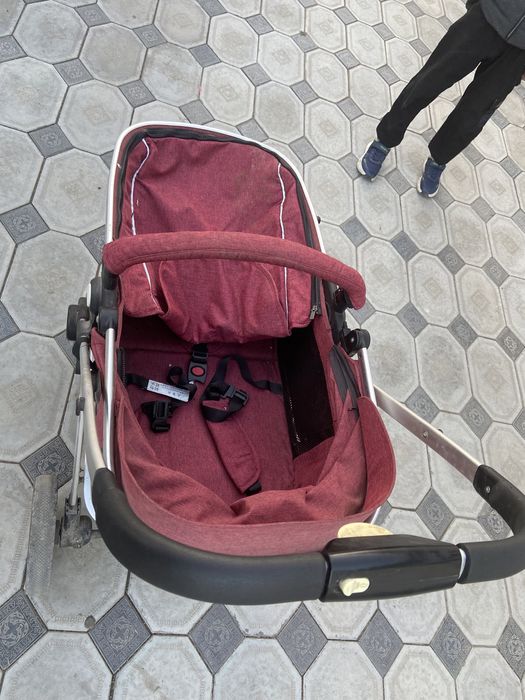 Коляска в хорошем состоянии