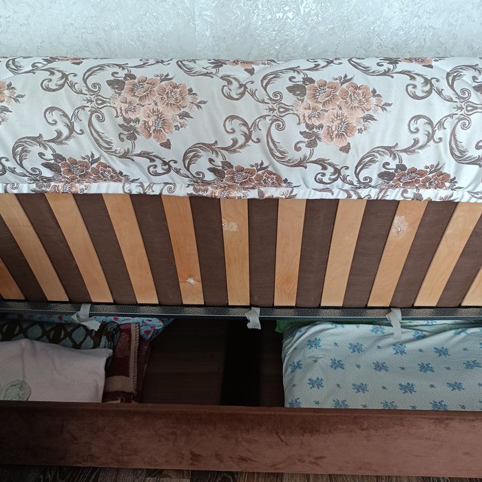 Продам диван б/у, 25000