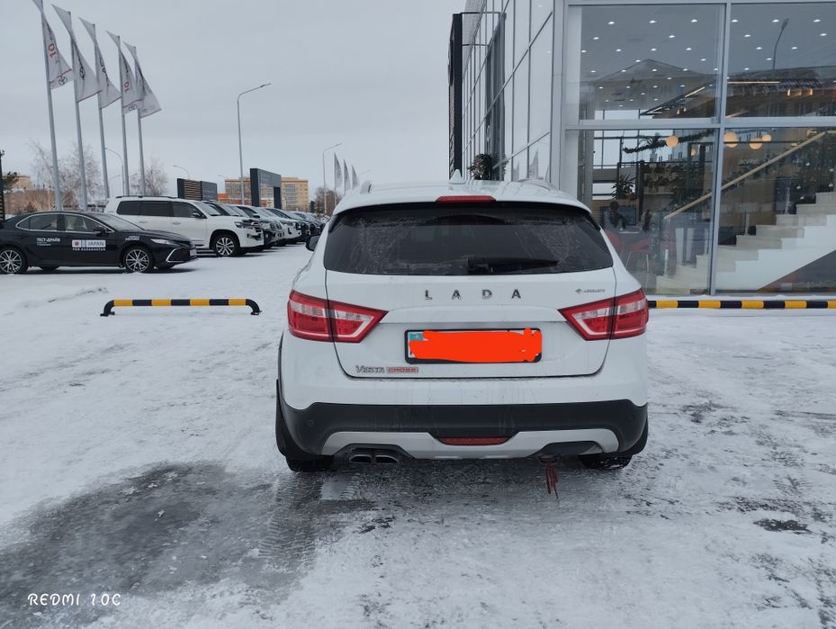 Продам ладу Весту св кросс