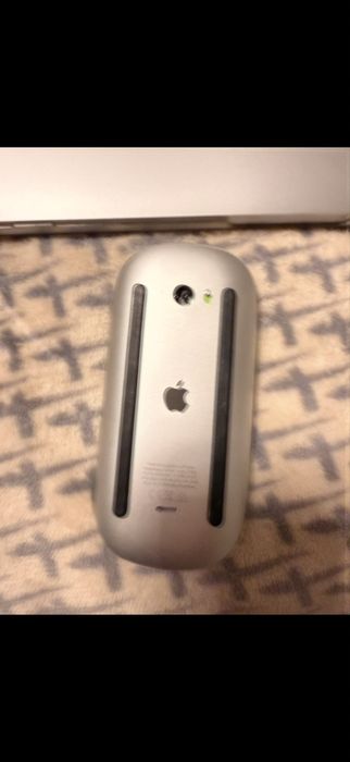 MacBook Pro 13 2020 cu mouse