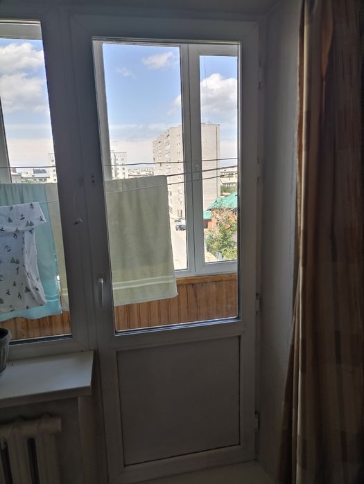 Продам двери балкона
