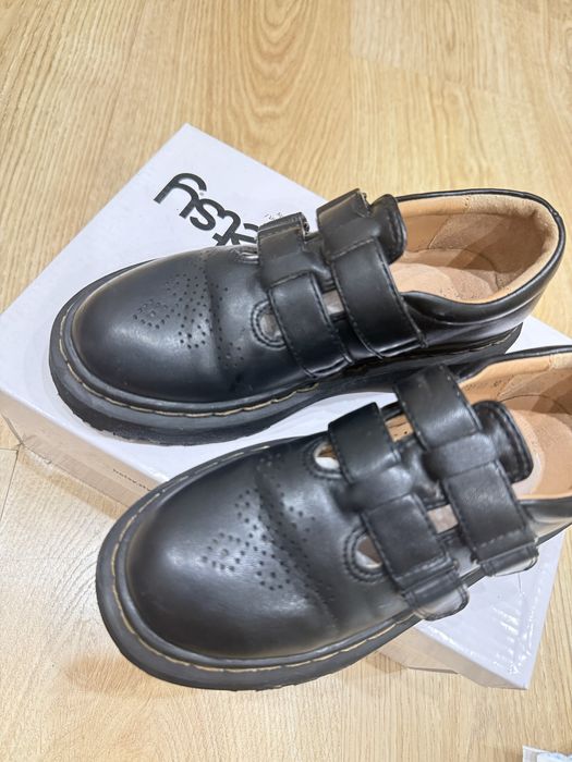 Туфли  для девочки в школу