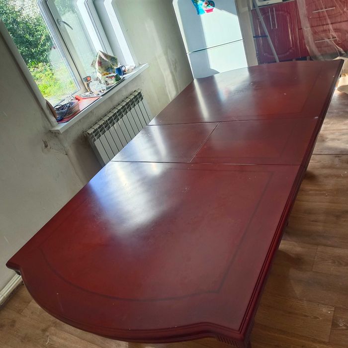 стол банкетный большой