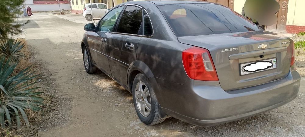 Laseti sotiladi 2013 yil. 1.8 mator