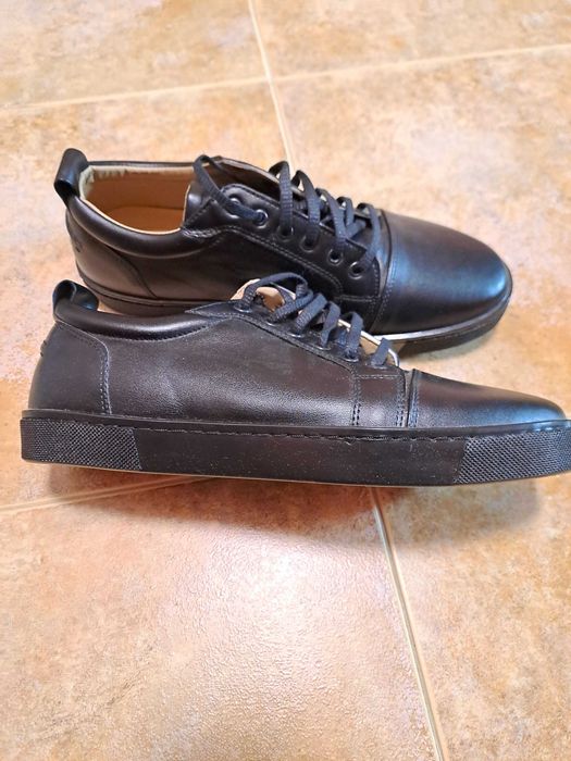 Мъжки обувки CHRISTIAN LOUBOUTIN Louis Junior Flat Calf Black Sneakers