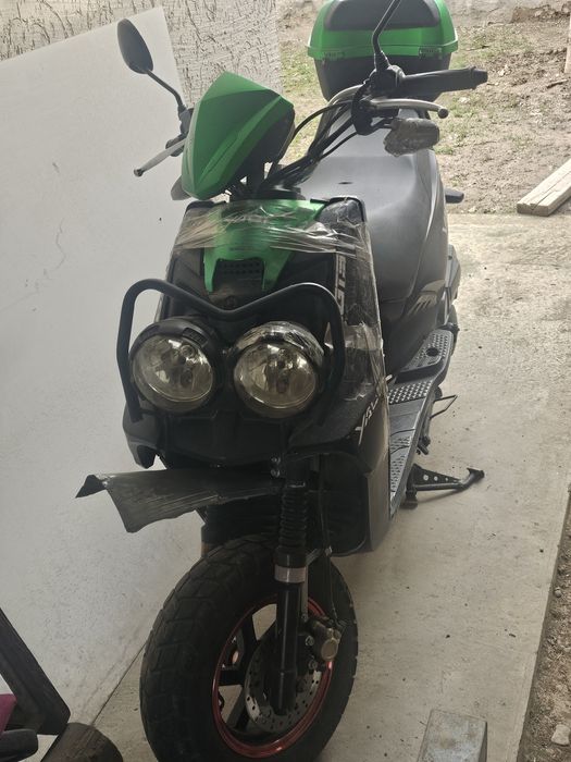 Скутер бумер 150 куб