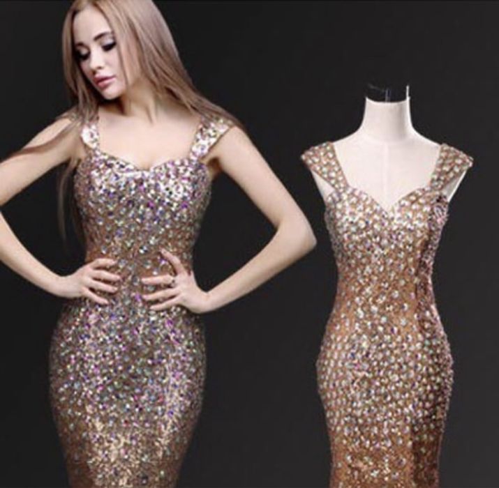 Вечерние платья