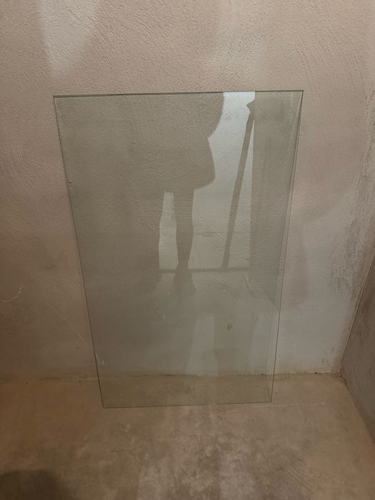 Стъкло за трапезна и холна маса