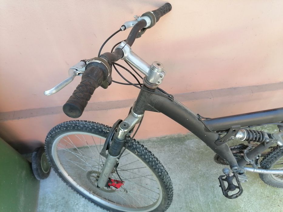 Bicicletă adult  (Mountain Bike) model Grip Shift)