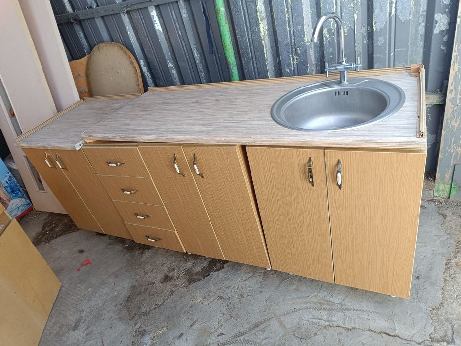 Кухонный гарнитур