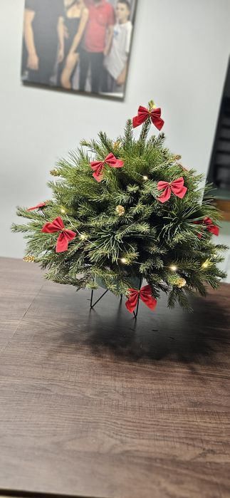 Продам ёлочку натуральную.