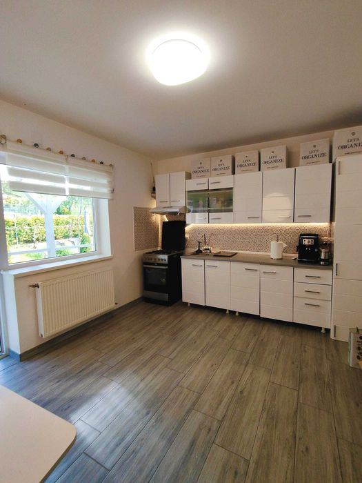Vând casă P+E, 266 m2 util
