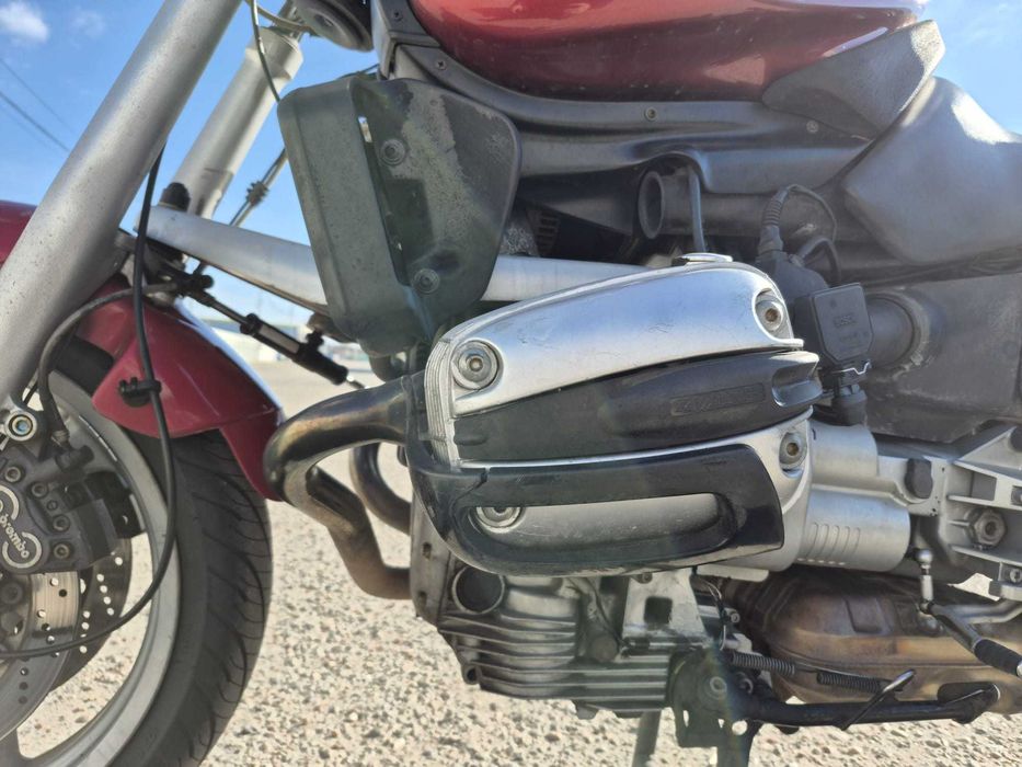 Motocicleta BMW R850R