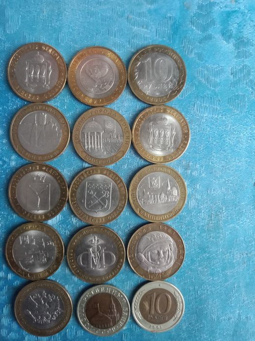 продам тематические коллекции монет
