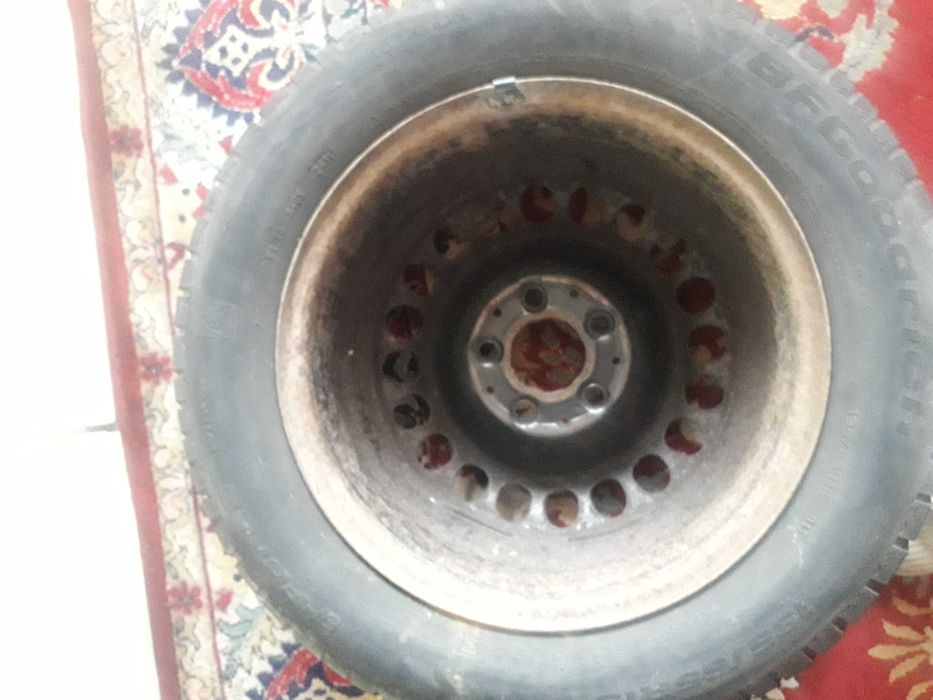 Продавам джанти с гуми 195/65R15
