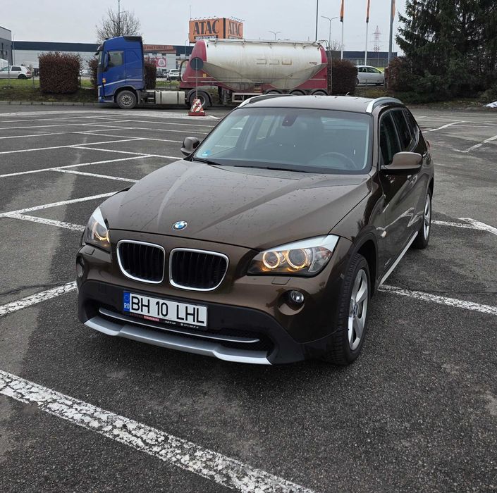 BMW X1 xDrive20d X-Line – 177 CP – Automat – Bi-Xenon - Navigație mare
