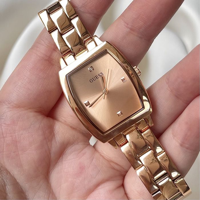 Дамски часовник Guess