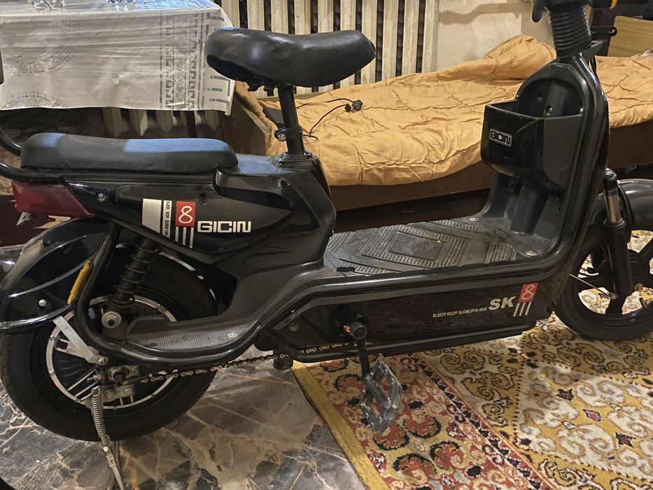 Электронный скутер