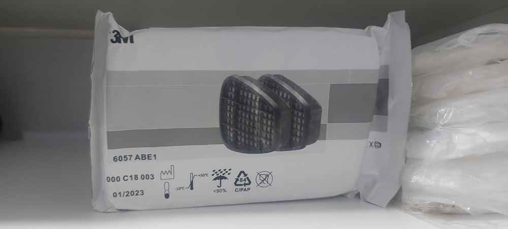 Респиратор, фильтр, комбинезон