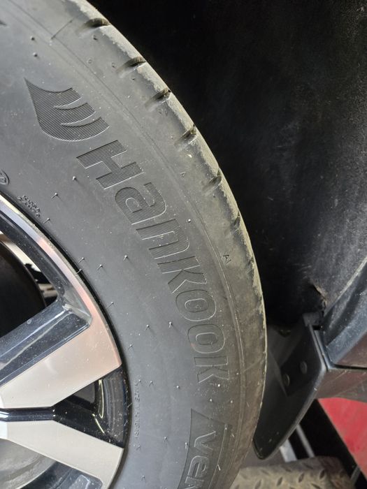 Anvelope noi vara Hankook 215 65 R17