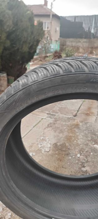 Комплект зимни и летни гуми