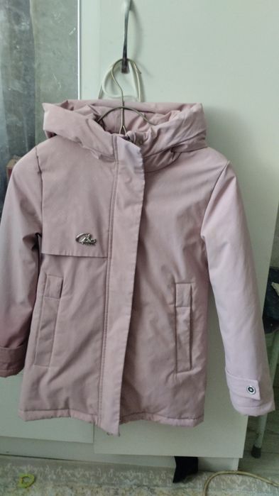 Продам куртку весна,осень
