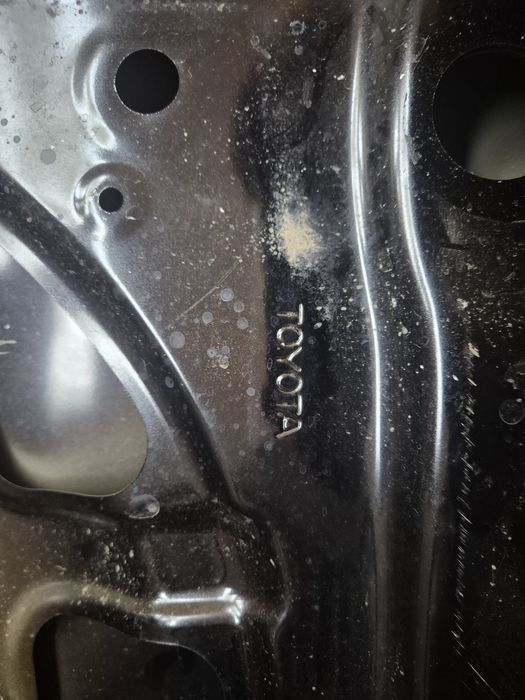 Капот камри 70-75