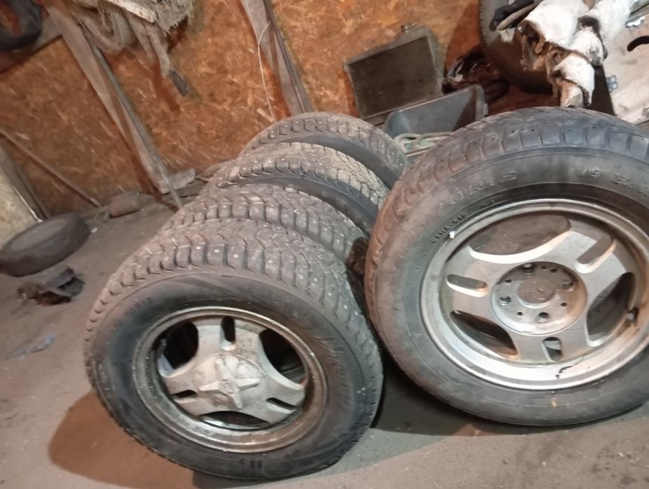 Продам колеса с дисками