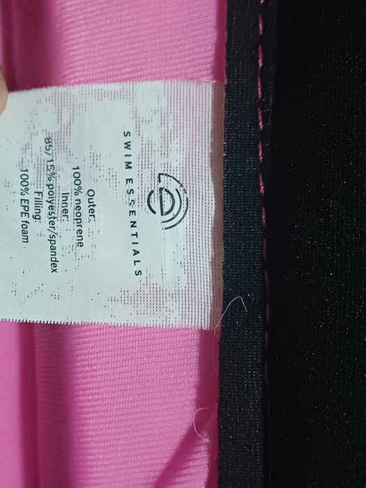 Vesta inot marca Swim Essentials