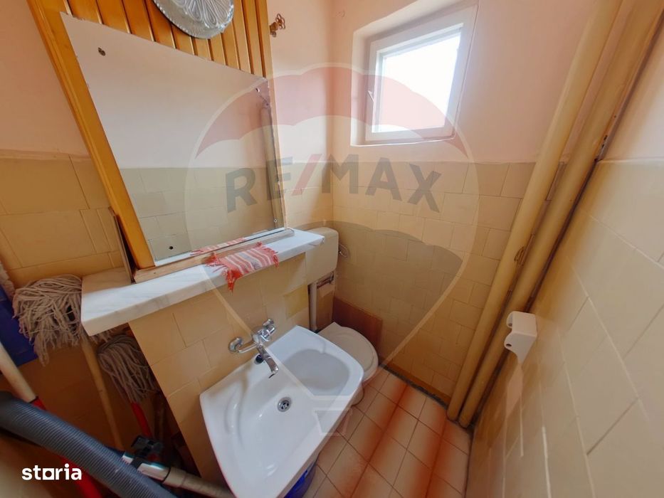 Apartament cu 4 camere de vânzare în zona Carrefour Flora