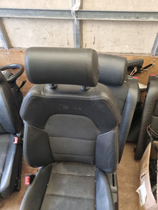 Седалки с подгрев  и кори S line за Ауди А6 Ц6 4Ф 2007г