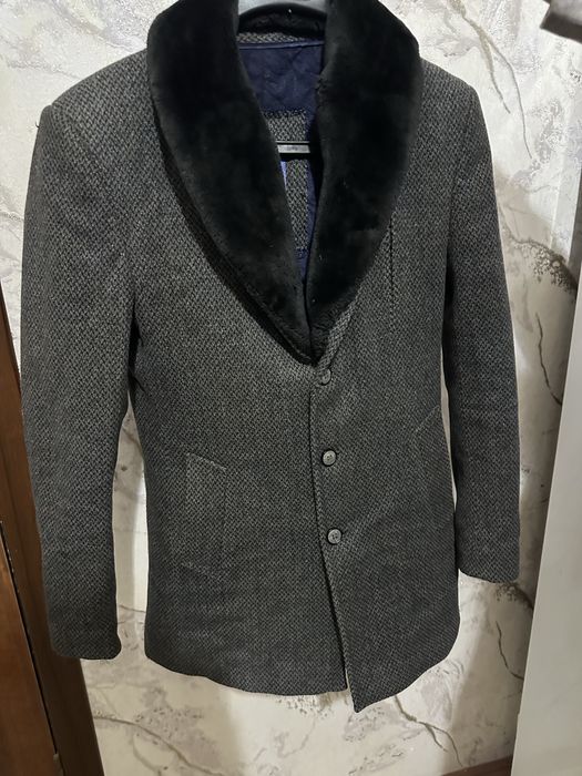 Пальто 44 размер сатылады