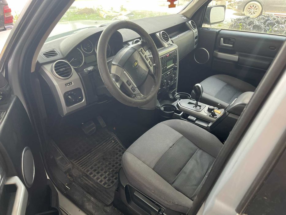 Dezmembrez Land Rover Discovery 3 gri argintiu 2,7 diesel automat an 2008