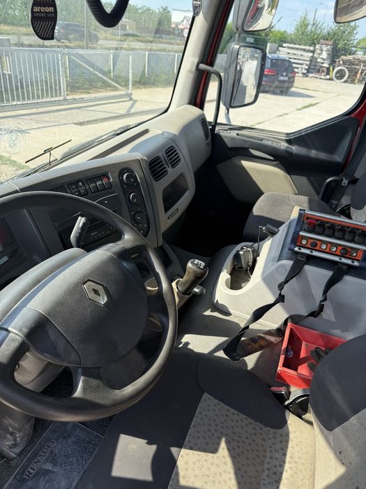 De vânzare Camion cu macara Renault Midlum 12t / Macara Fassi / Radiocomandă / Stare impecabilă