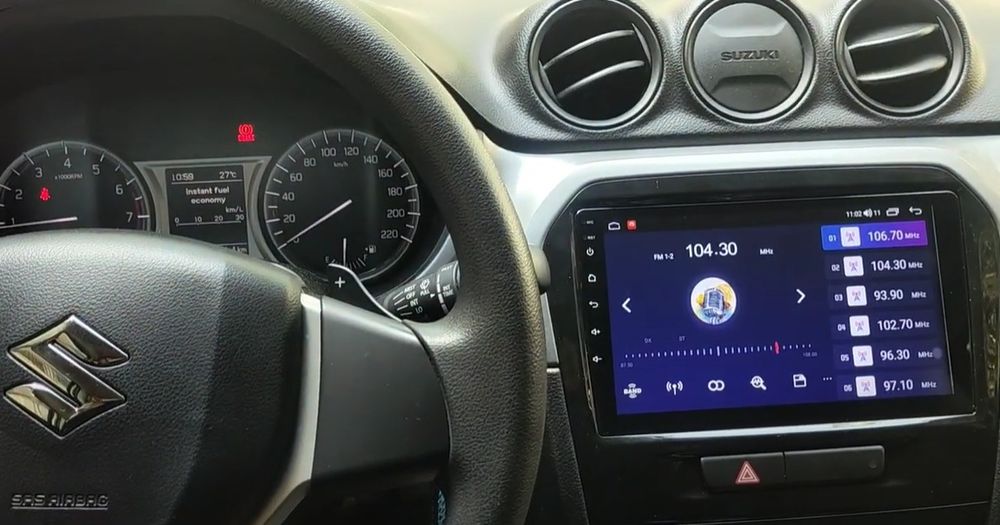 Suzuki Vitara мултимедия Android GPS навигация Carplay Android auto