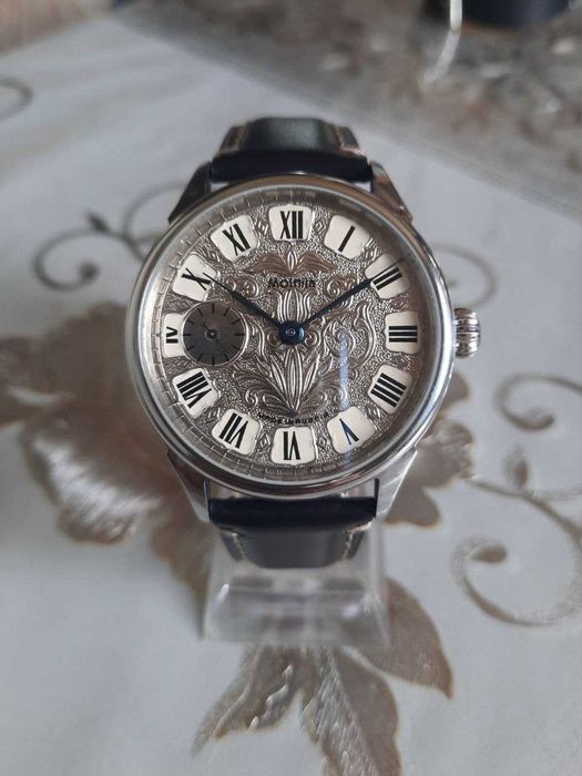 Продам наручные часы Молния-марьяж