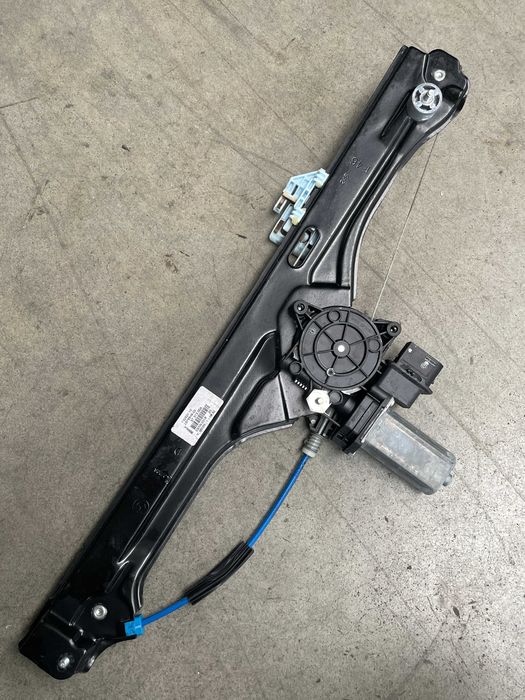 Macara geam dreapta fata Bmw seria 2 F46 Gran Tourer cod 2579948