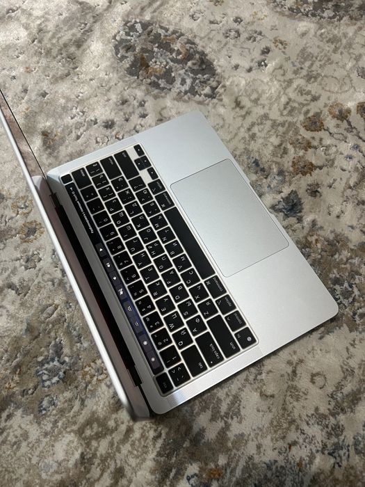 Macbook PRO 13 , m2 , 2022
