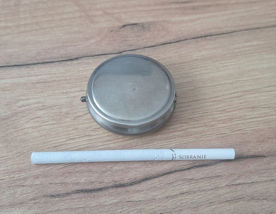 Scrumieră portabilă