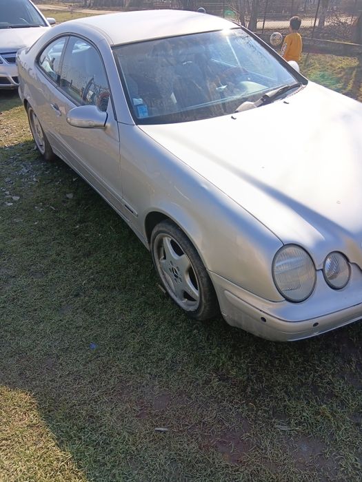Vand Mercedes CLK 200 compresor.,